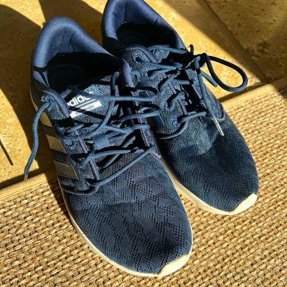 Adidas women’s cloudfoams - Picture 1 of 5